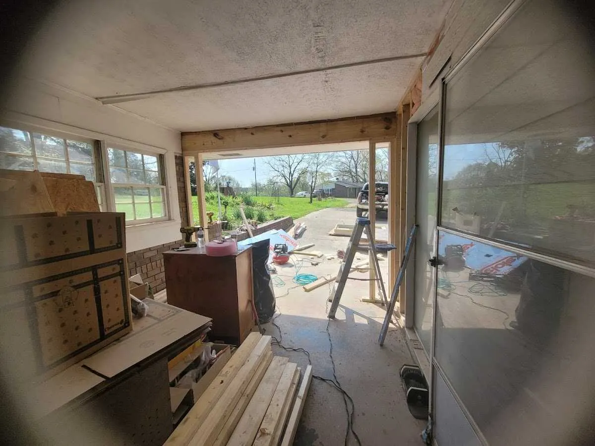 Air movers and dehumidifier for Water Mitigation Services in Barberton